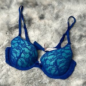 Victoria's Secret Blue Lace Demi Demi Buste Bra Size 34B